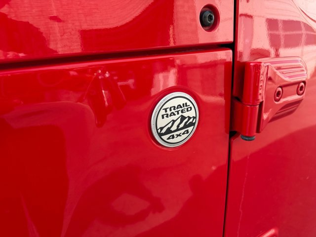 Used 2021 Jeep Wrangler Unlimited Sport AWD/4WD image 25