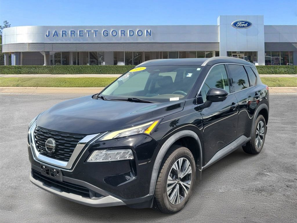 Used 2021 Nissan Rogue SV w/ Premium Package FWD image 2