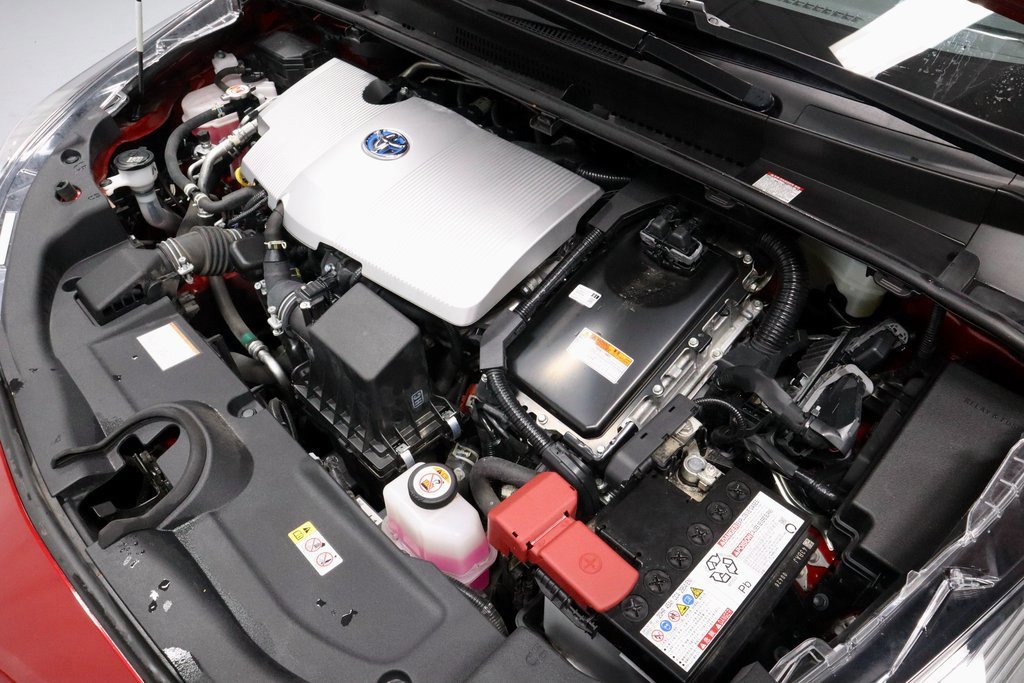 Used 2022 Toyota Prius Limited image 17