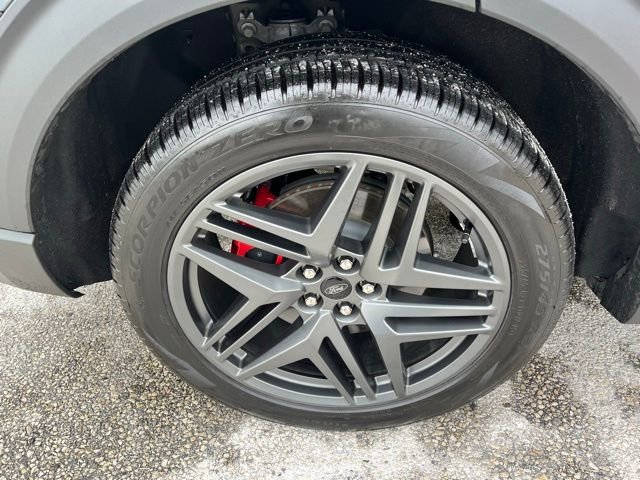 Certified 2025 Ford Explorer ST w/ Sun And Sound Package image 84