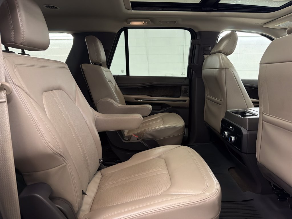 Certified 2021 Ford Expedition Max Limited RWD image 33
