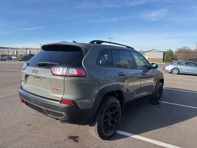 Used 2022 Jeep Cherokee Trailhawk image 4