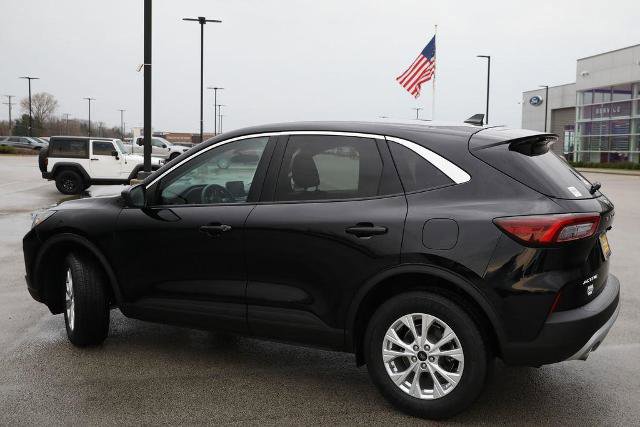 Certified 2023 Ford Escape Active AWD/4WD image 15