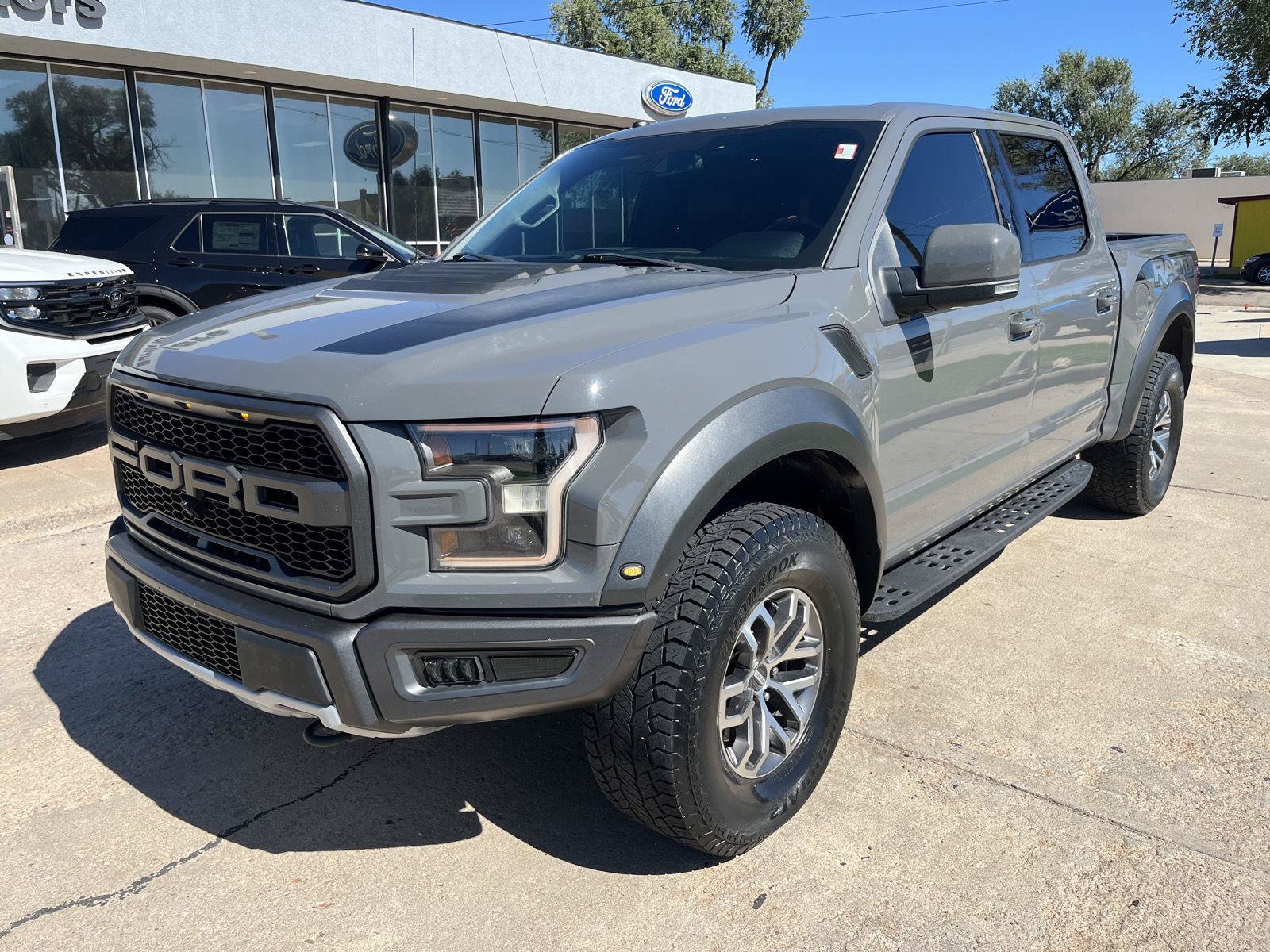 Certified 2018 Ford F150 Raptor w/ Equipment Group 802A Luxury AWD/4WD image 2