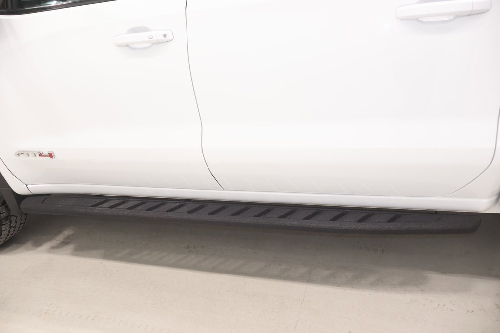 Used 2023 GMC Sierra 1500 AT4 w/ AT4 Preferred Package image 45