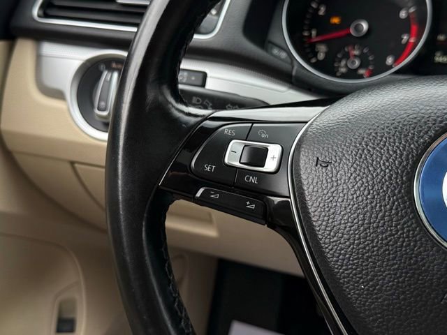 Used 2019 Volkswagen Passat 2.0T Wolfsburg w/ Wheels & Sunroof Package image 23