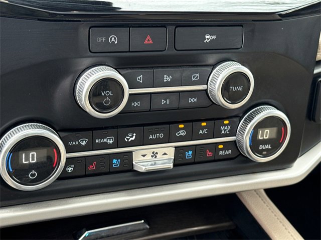 Certified 2024 Ford Expedition Limited image 29