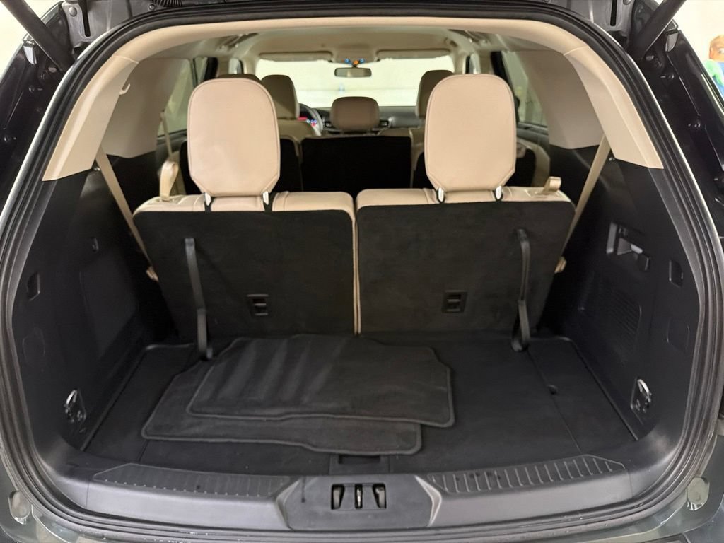 Certified 2024 Ford Explorer Limited AWD/4WD image 34