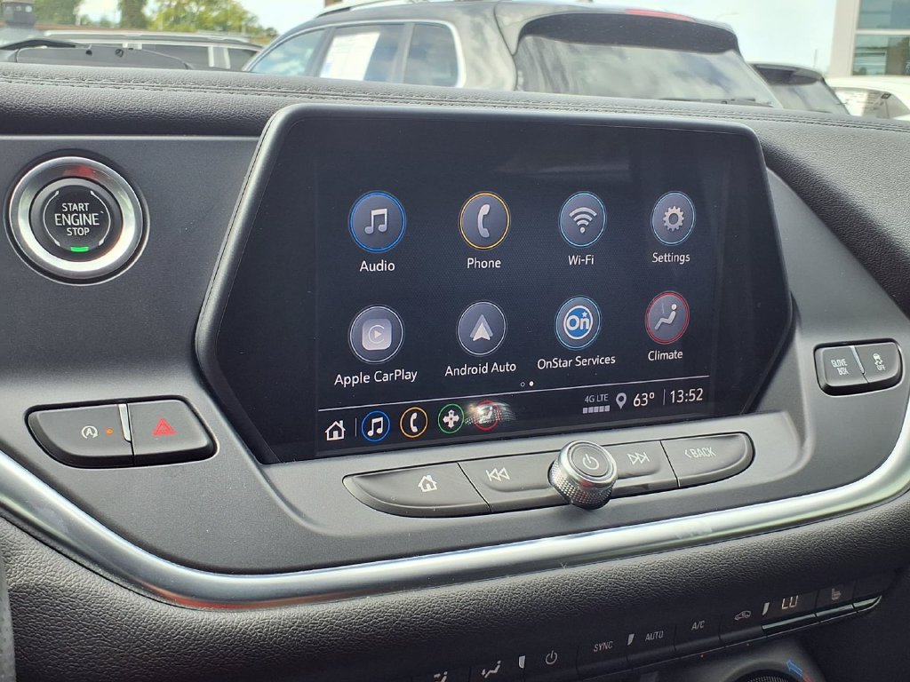 Used 2022 Chevrolet Blazer LT FWD image 15