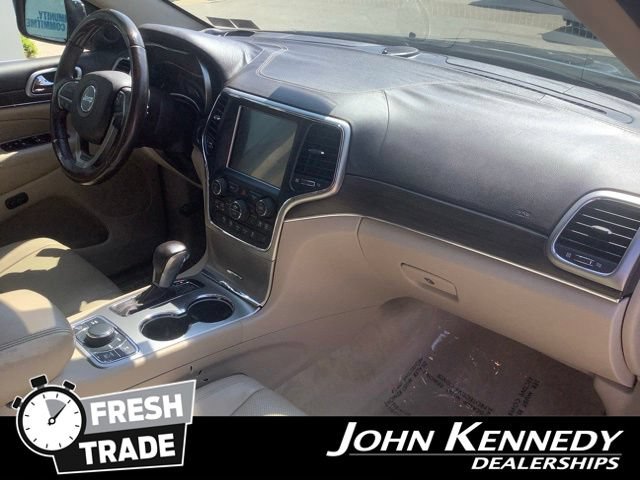 Used 2018 Jeep Grand Cherokee Overland AWD/4WD image 24