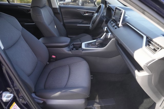Used 2019 Toyota RAV4 XLE image 19