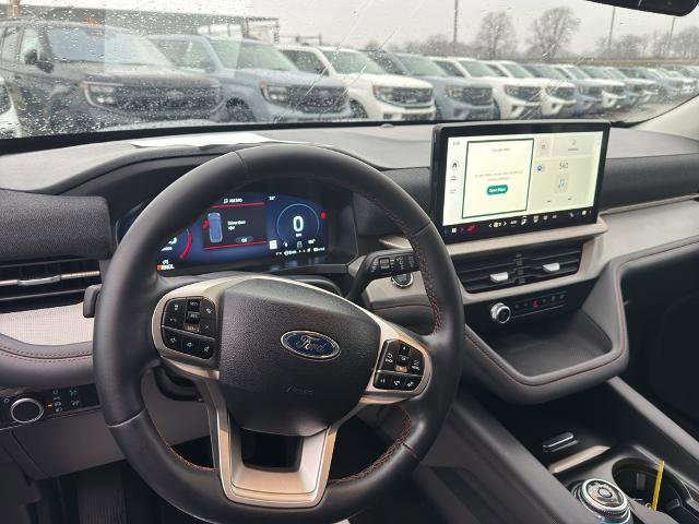 Certified 2025 Ford Explorer Active image 9
