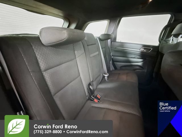 Used 2019 Jeep Grand Cherokee Laredo AWD/4WD image 27