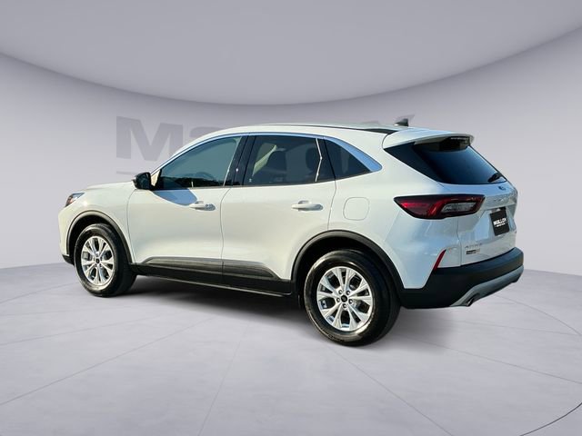 Certified 2023 Ford Escape Active AWD/4WD image 3