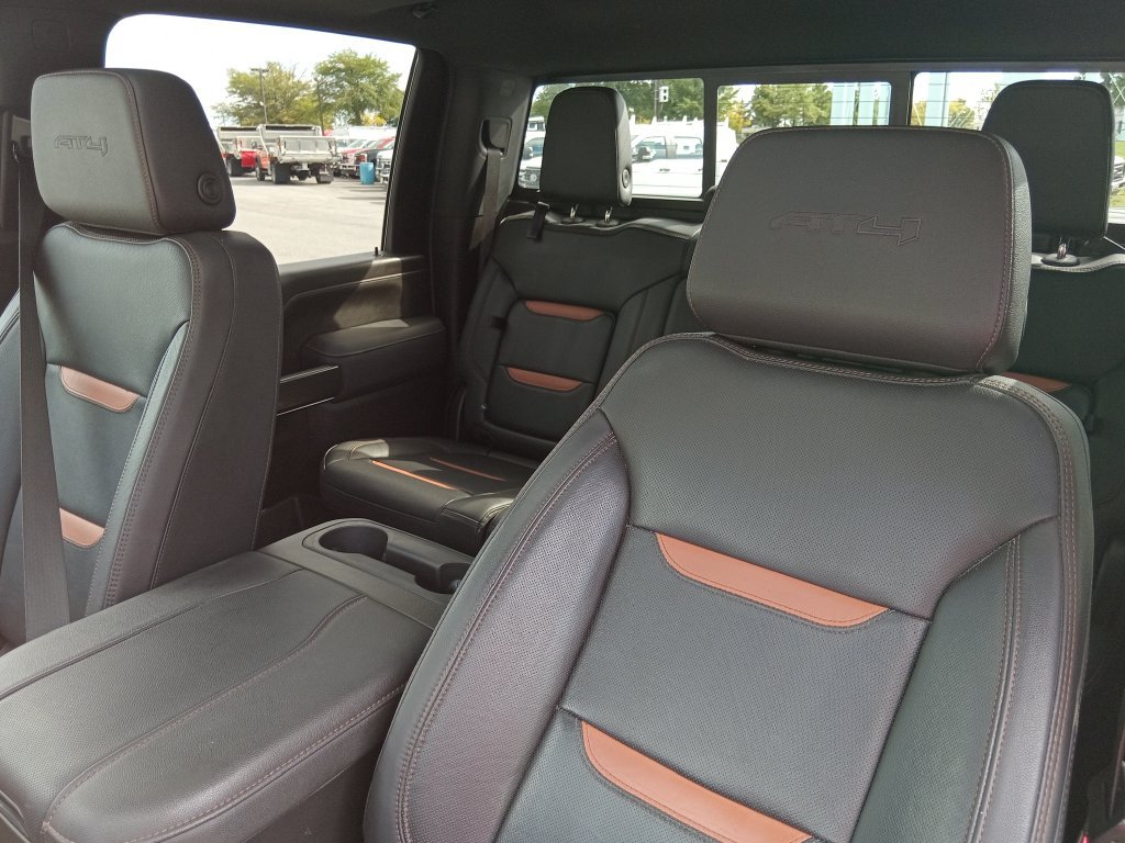 Used 2023 GMC Sierra 2500 AT4 w/ AT4 Premium Plus Package AWD/4WD image 16