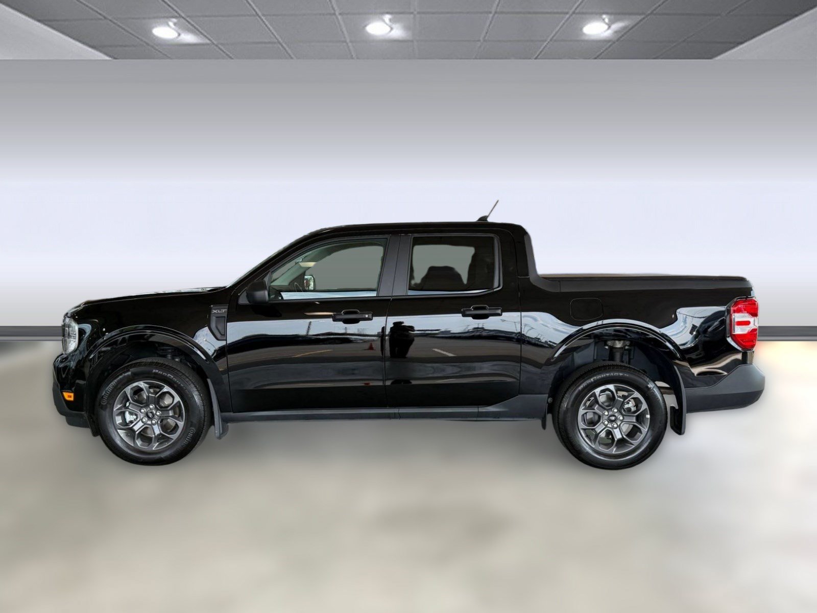 Certified 2024 Ford Maverick XLT FWD image 2
