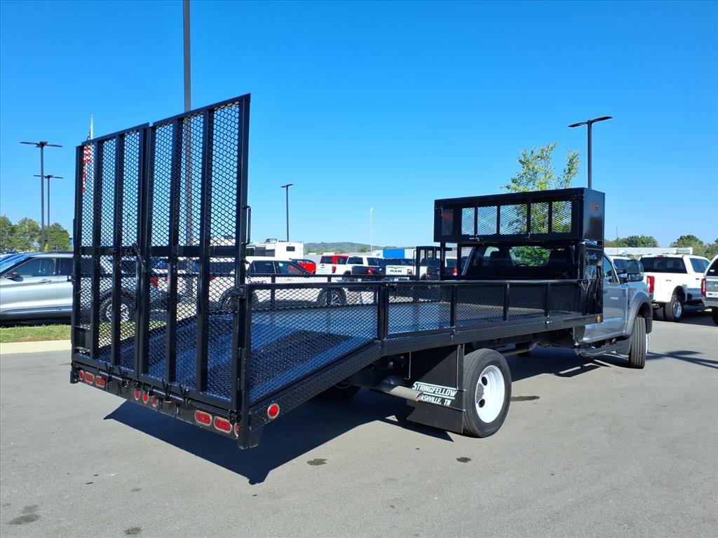 Certified 2023 Ford F550 4x4 Regular Cab Super Duty image 3