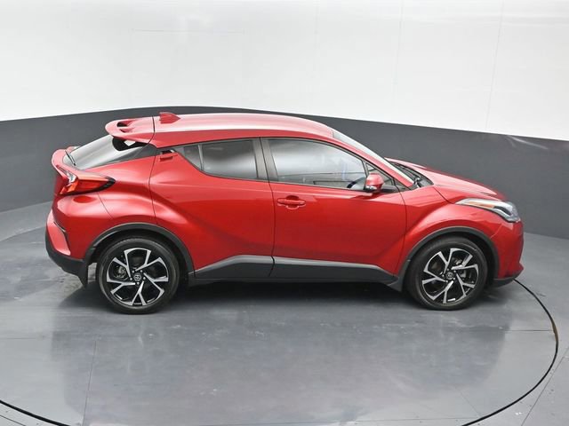 Used 2022 Toyota C-HR XLE image 18