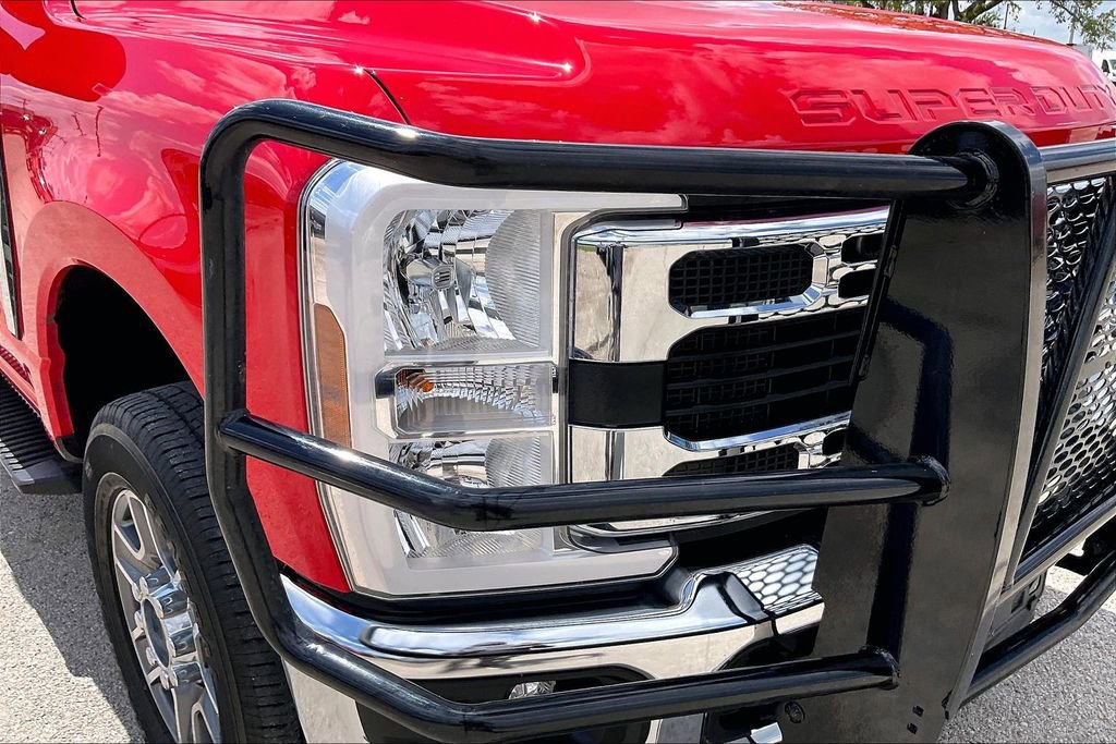 Certified 2025 Ford F350 XLT AWD/4WD image 24