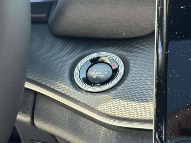 Used 2024 Jeep Grand Cherokee Laredo X AWD/4WD image 25