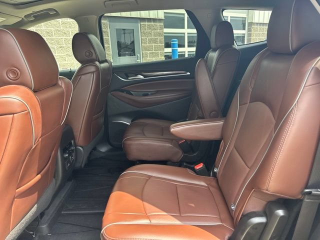 Used 2021 Buick Enclave Avenir w/ Avenir Technology Package AWD/4WD image 32