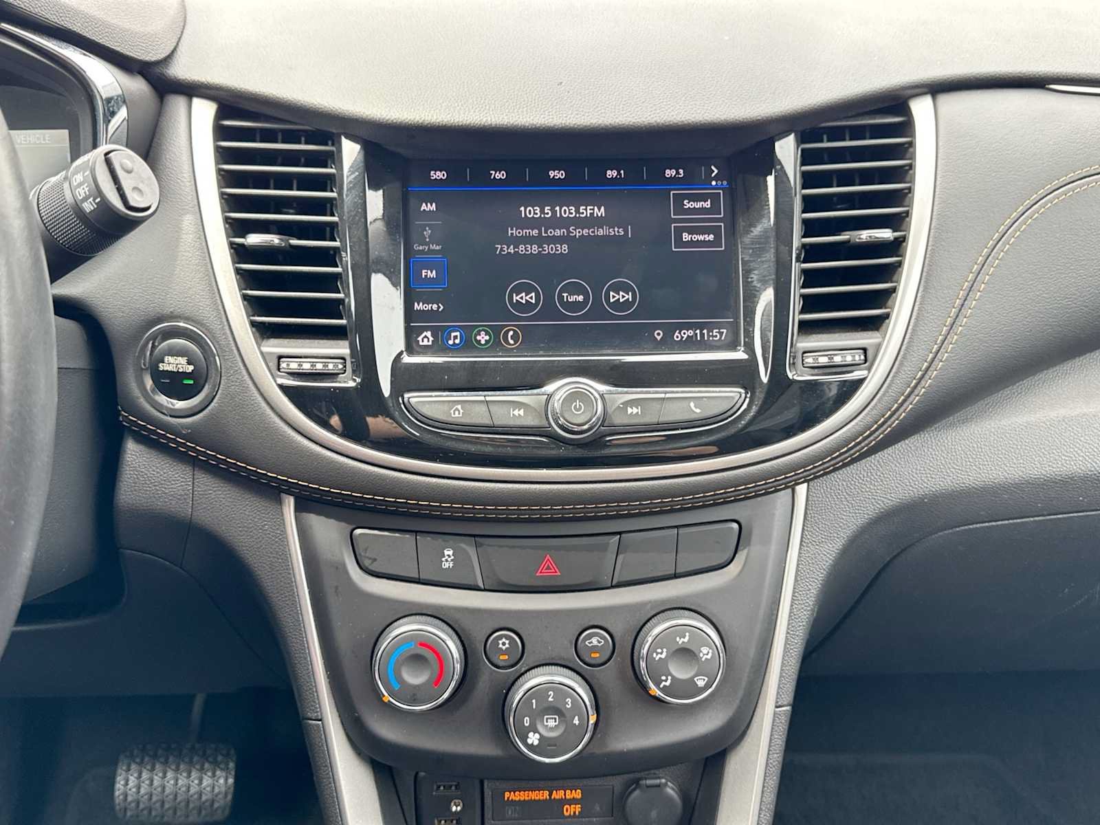 Used 2020 Chevrolet Trax LT w/ Driver Confidence Package AWD/4WD image 26