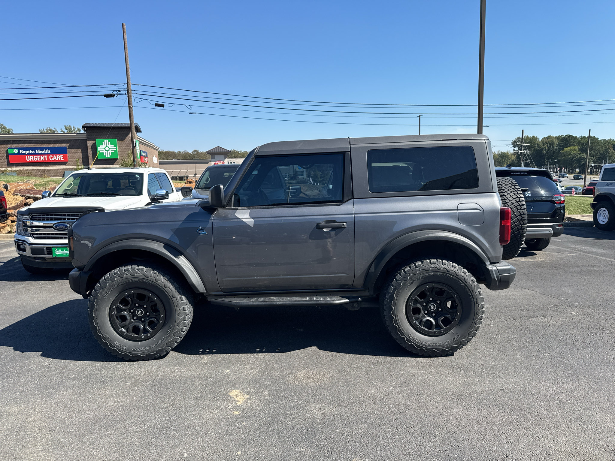 Certified 2022 Ford Bronco Black Diamond w/ Sasquatch Package AWD/4WD image 10