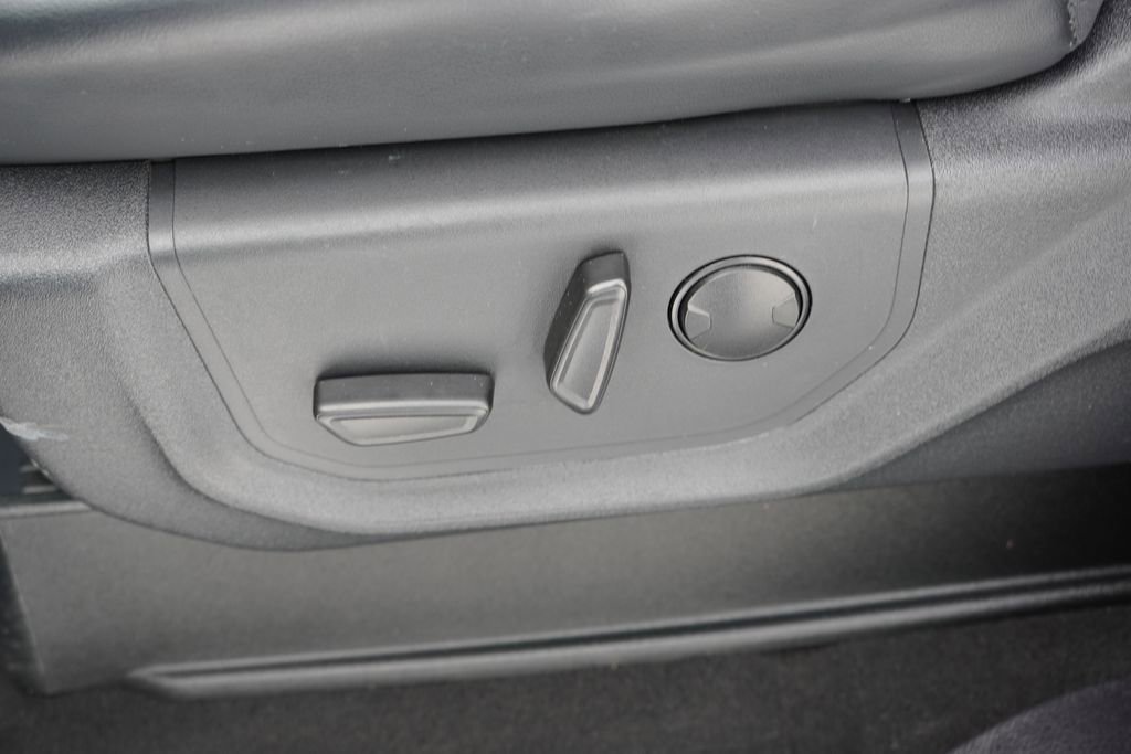 Certified 2024 Ford Expedition Max XLT image 28