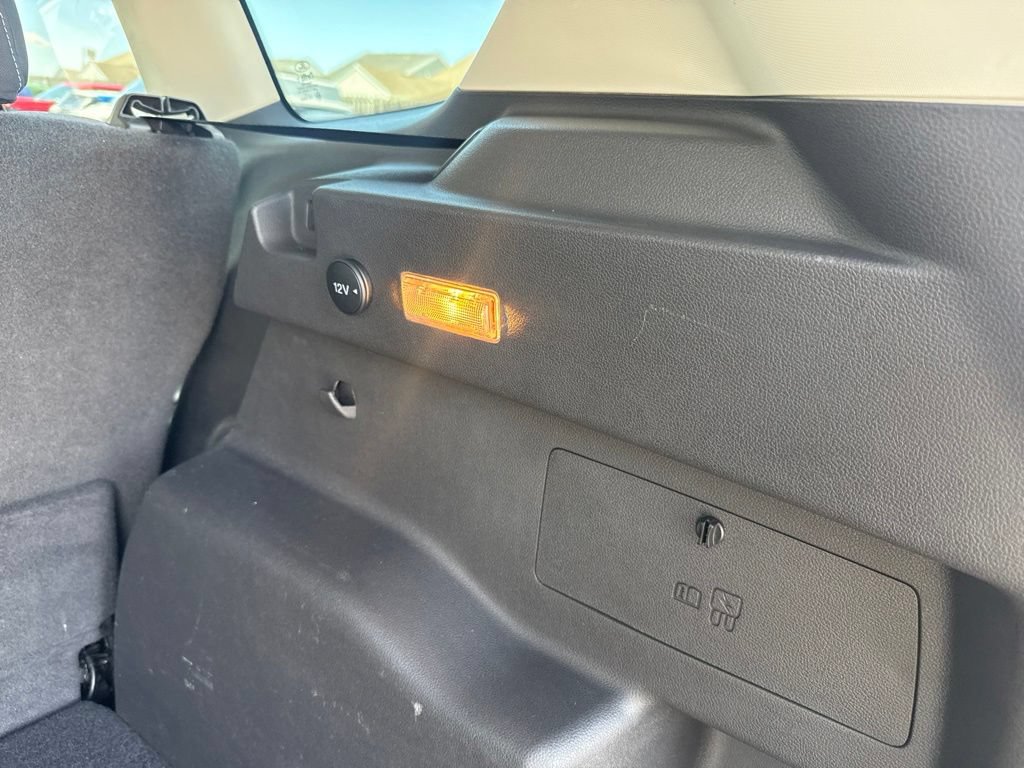 Certified 2019 Ford Escape SE FWD image 44