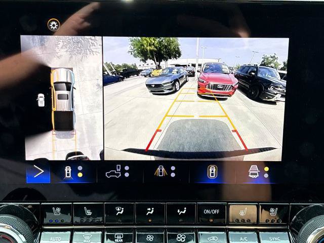 Used 2024 Chevrolet Colorado ZR2 w/ ZR2 Convenience Package III AWD/4WD image 26