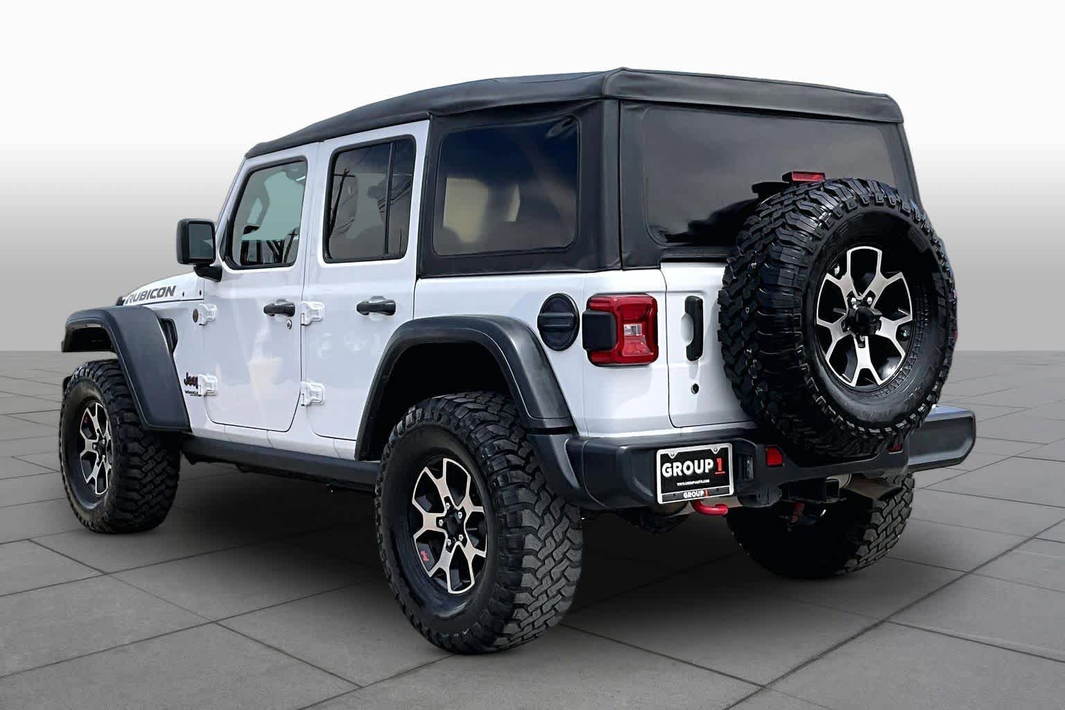 Used 2020 Jeep Wrangler Unlimited Rubicon w/ LED Lighting Group AWD/4WD image 11