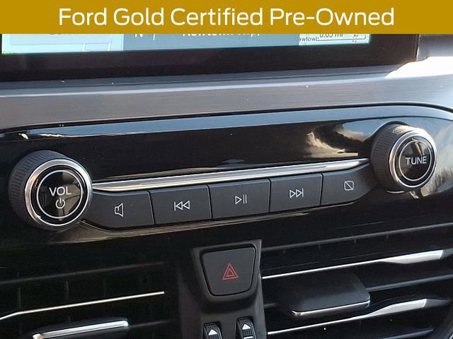 Certified 2022 Ford Escape Titanium image 20