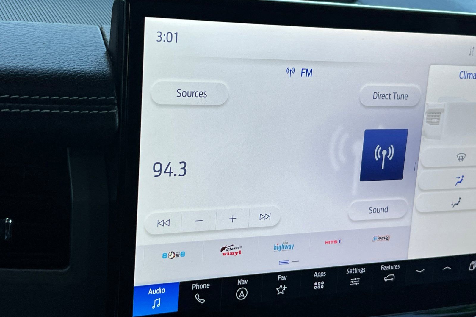 Certified 2022 Ford Expedition XLT image 21