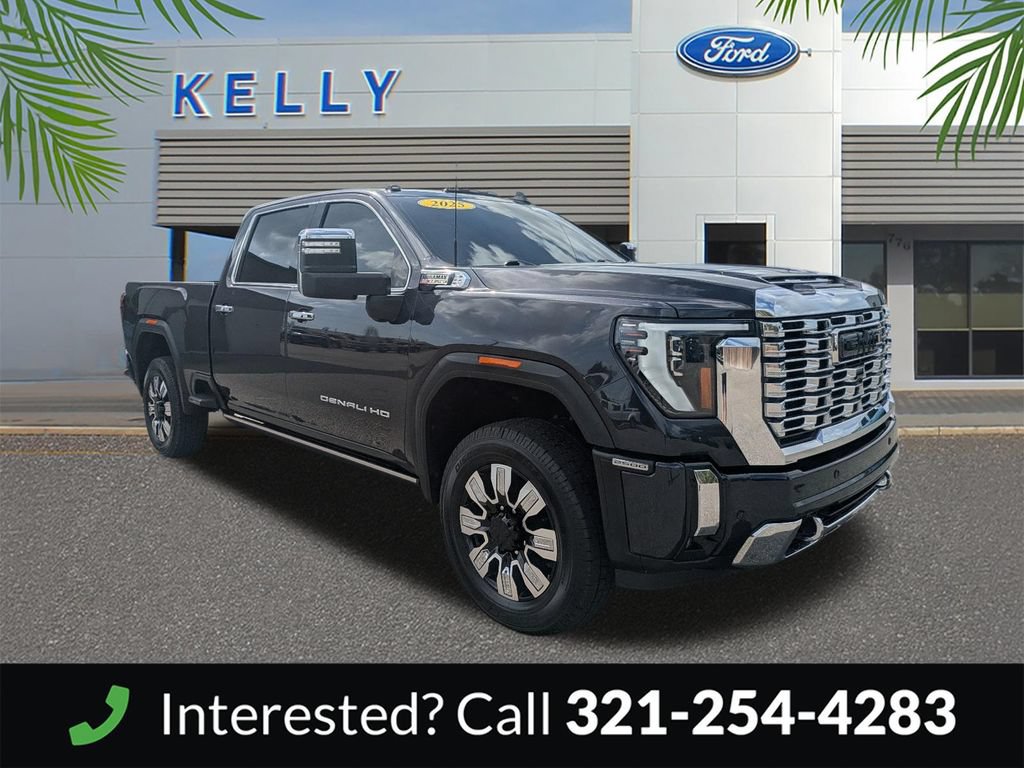 Used 2025 GMC Sierra 2500 Denali w/ Denali Reserve Package AWD/4WD image 4