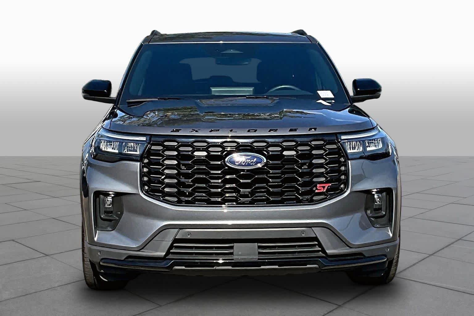 Certified 2025 Ford Explorer ST w/ Sun And Sound Package AWD/4WD image 4