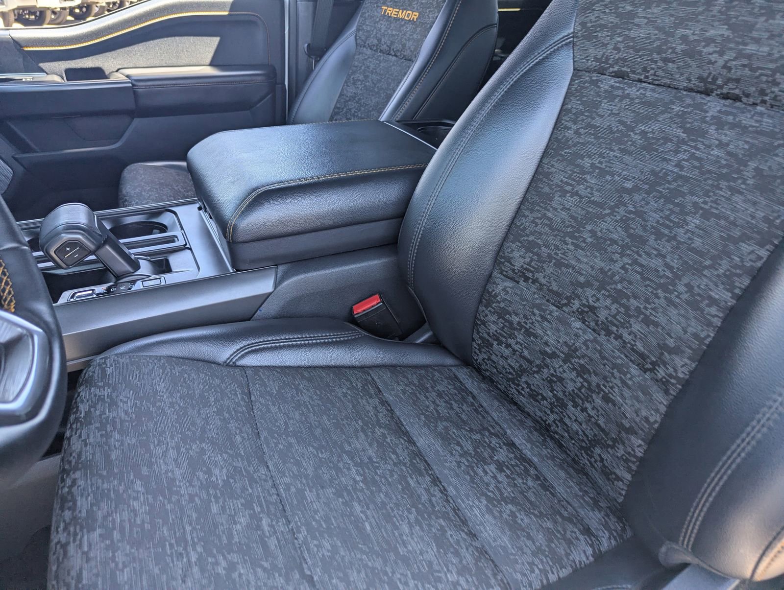 Certified 2025 Ford F150 Tremor w/ Tow/Haul Package AWD/4WD image 19