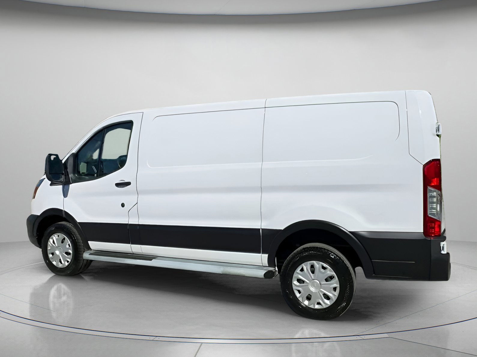 Certified 2024 Ford Transit 250 w/ Exterior Upgrade Package image 10