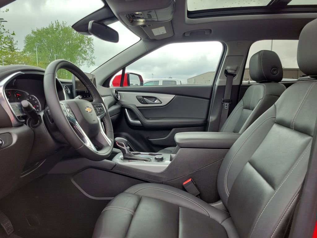 Used 2023 Chevrolet Blazer LT w/ LPO, Floor Liner Package FWD image 17