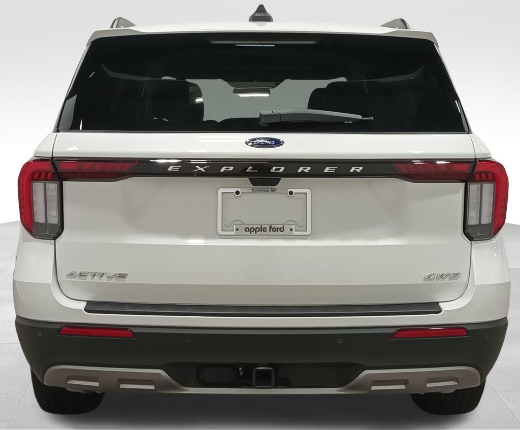 Certified 2025 Ford Explorer Active w/ Active Comfort Package AWD/4WD image 5
