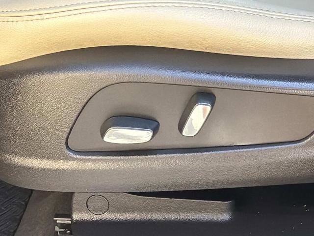 Used 2019 Cadillac XT5 FWD image 21