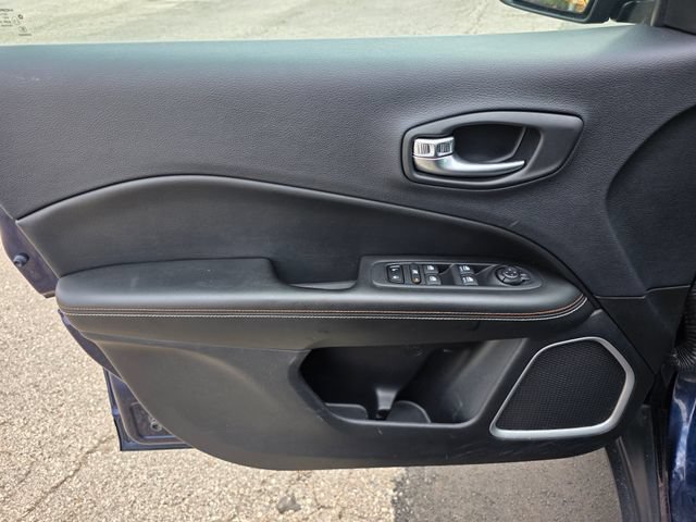 Used 2019 Jeep Compass Latitude w/ Popular Equipment Group AWD/4WD image 25