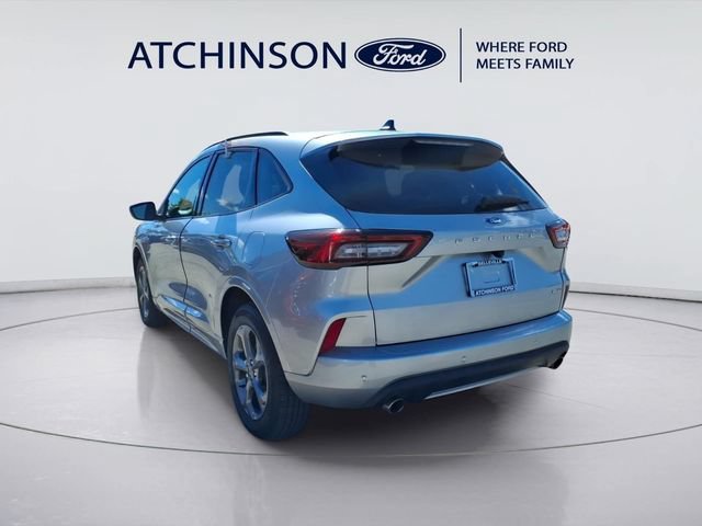 Certified 2023 Ford Escape ST-Line w/ Tech Pack #1 AWD/4WD image 6