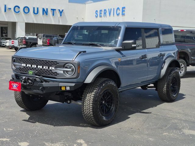 Certified 2025 Ford Bronco Badlands AWD/4WD image 3
