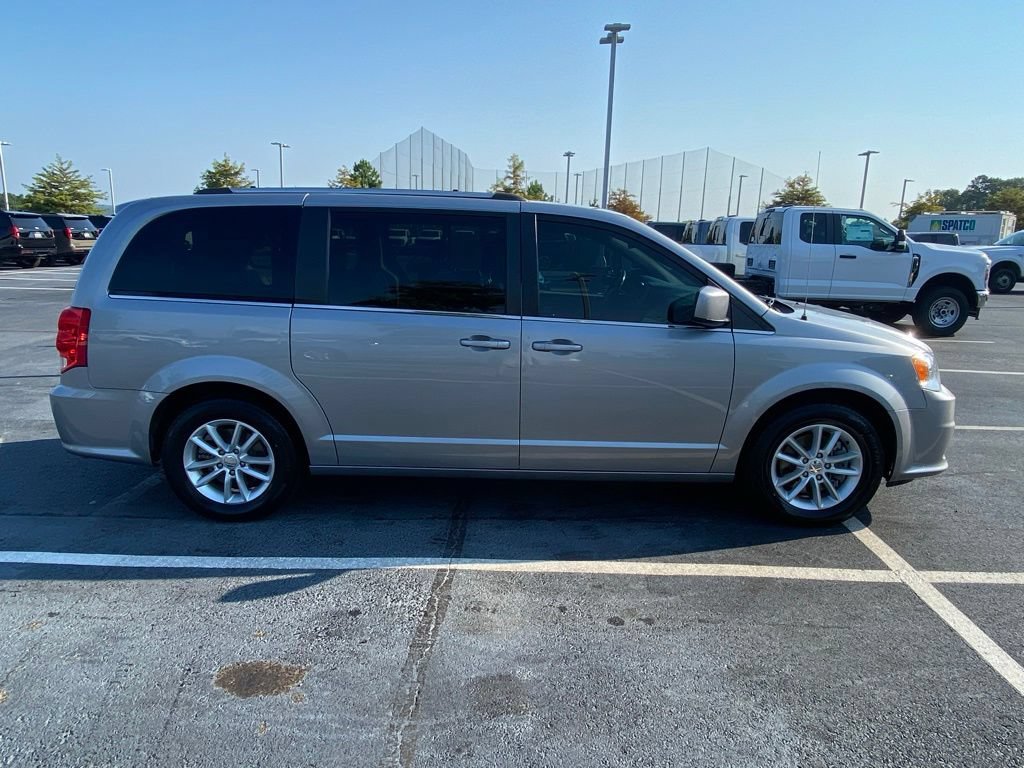 Used 2019 Dodge Grand Caravan SXT FWD image 8