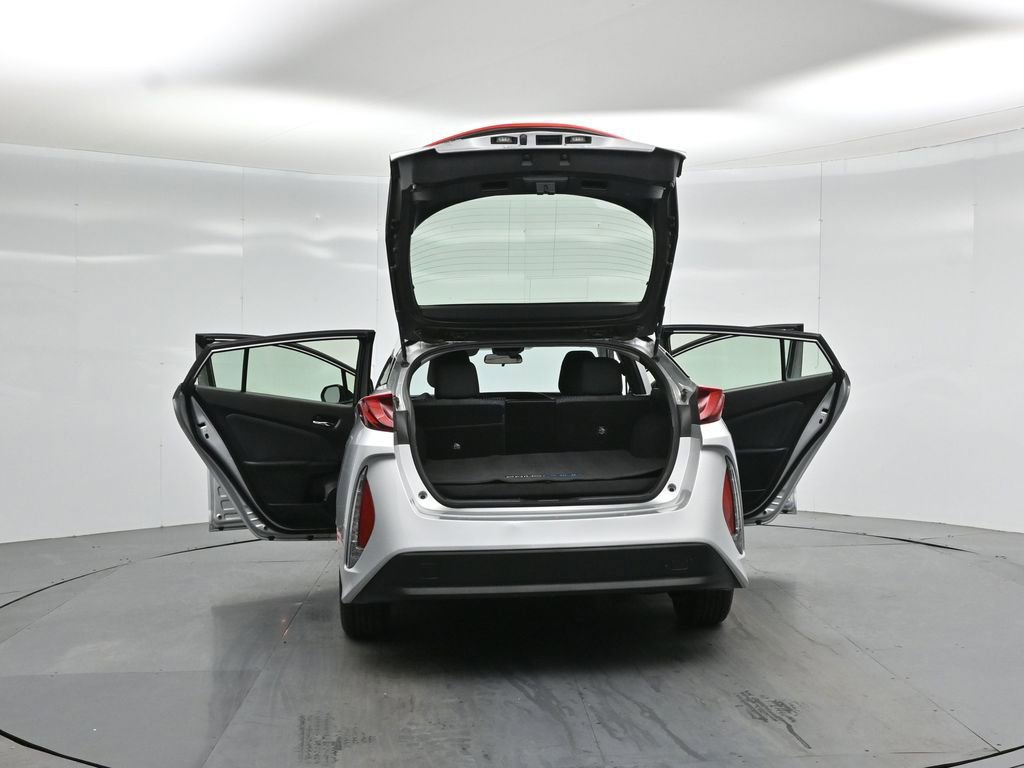 Used 2018 Toyota Prius Prime Plus w/ Carpet Mat Package FWD image 30