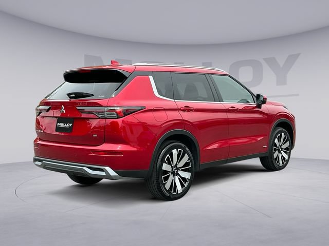 Used 2025 Mitsubishi Outlander SE AWD/4WD image 5