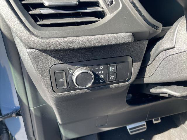 Certified 2024 Ford Escape ST-Line w/ Tech Pack #1 FWD image 35