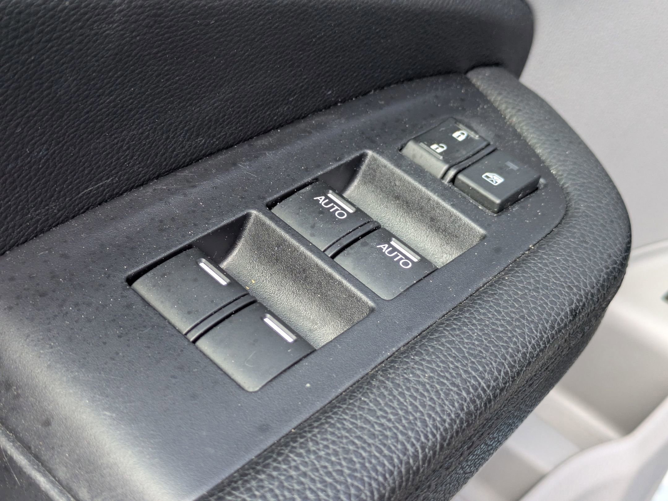 Used 2021 Honda Pilot Special Edition image 11