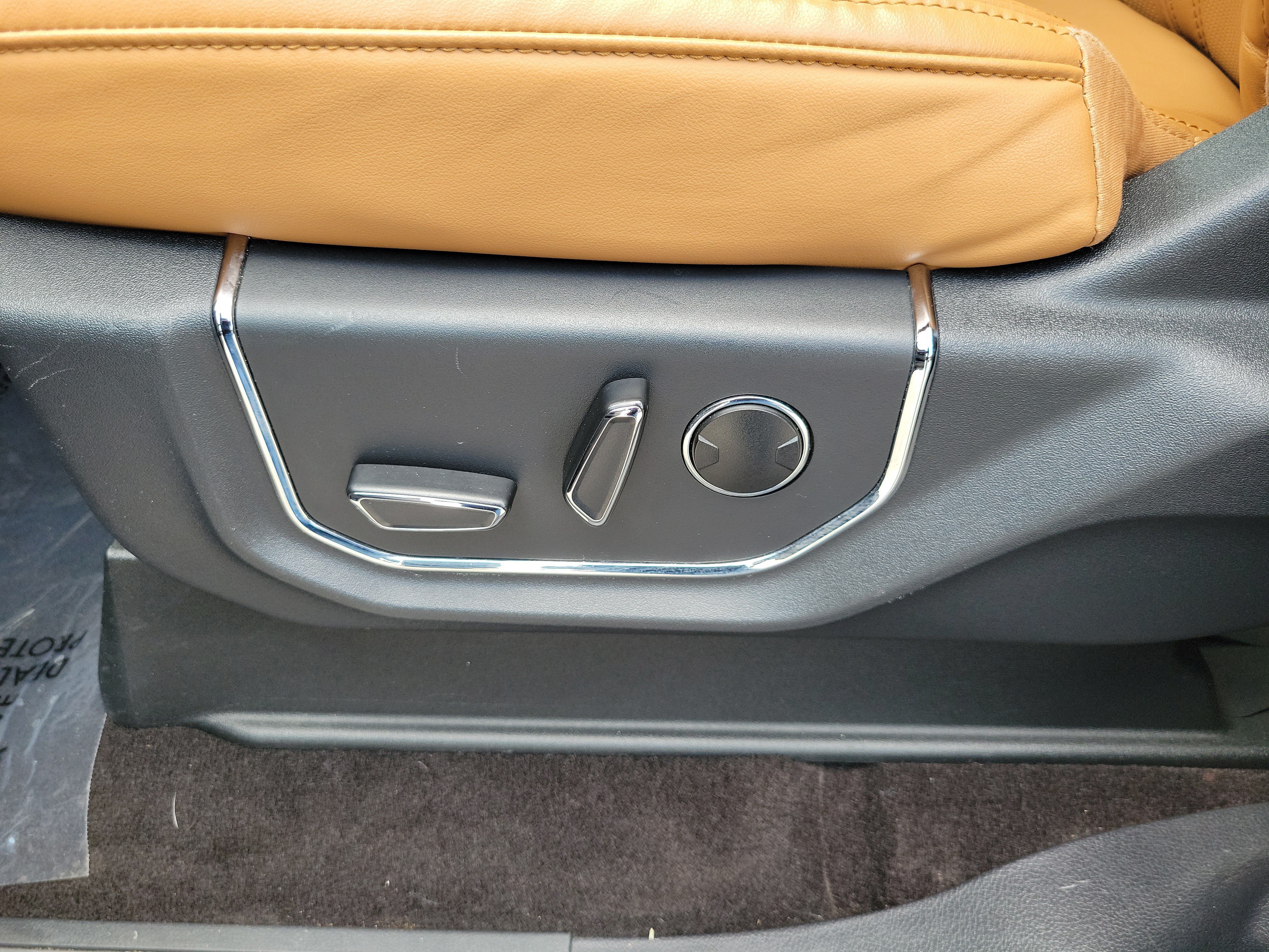 Certified 2023 Ford Expedition Max Platinum RWD image 13