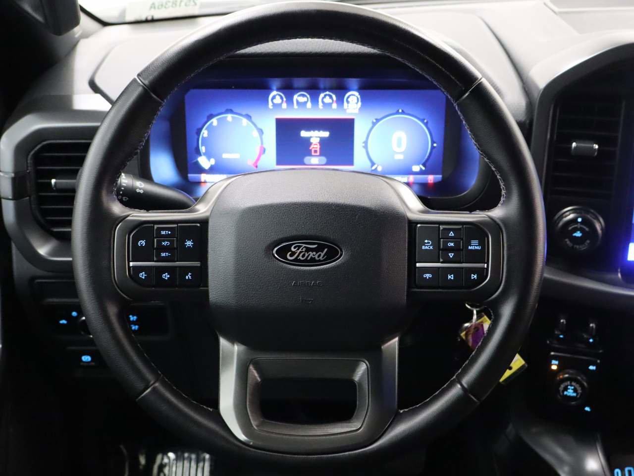 Certified 2024 Ford F150 XLT w/ FX4 Off-Road Package image 13